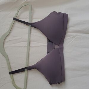 Pepper triangle wirefree bra L in purple NWOT